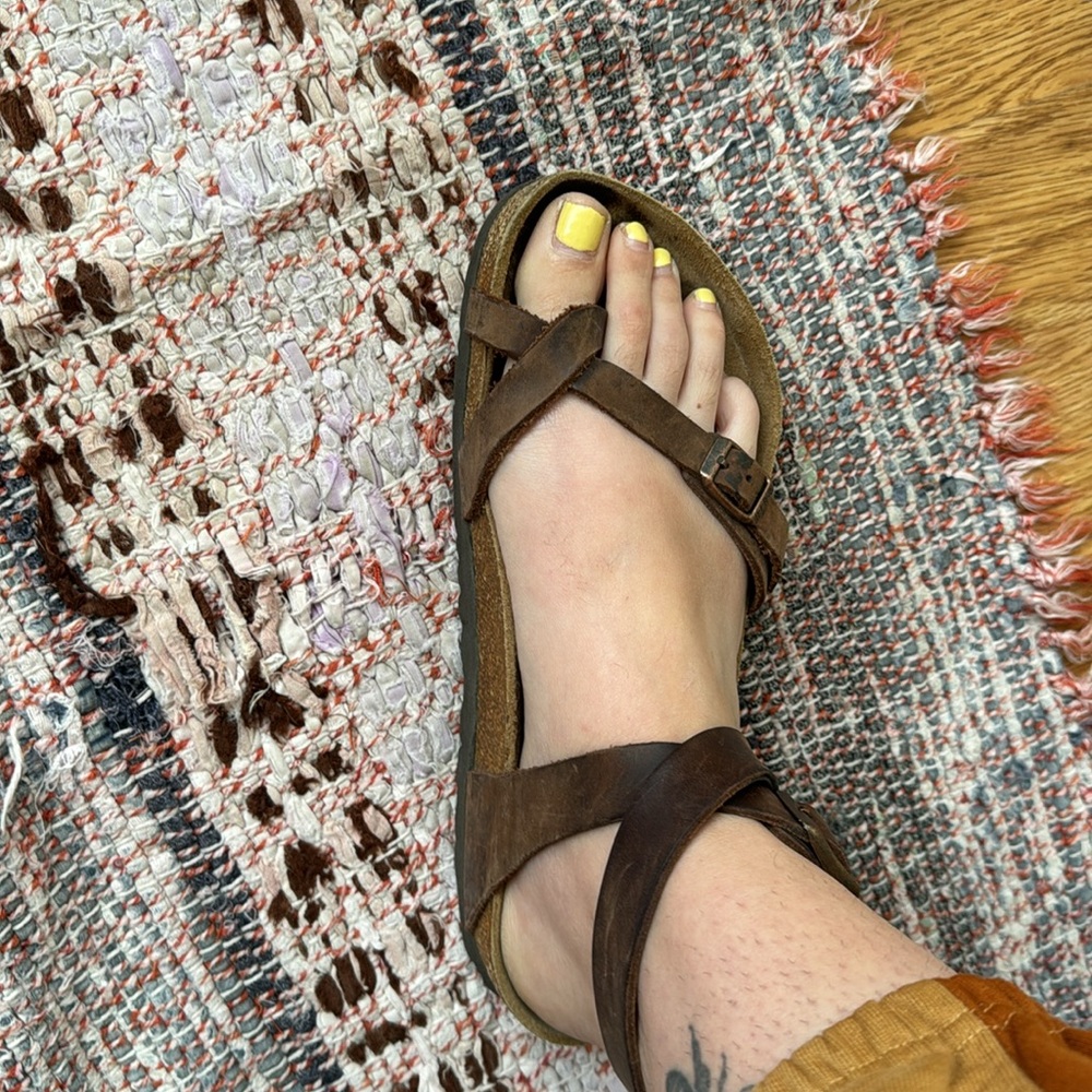 Yara oiled leather Birkenstocks 39 regular/wide